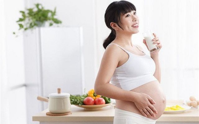 What Should You Eat During the First 3 Months of Pregnancy?