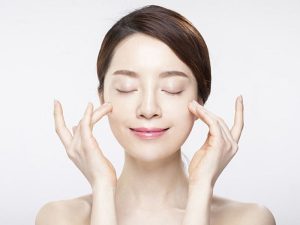 Facial Acupressure Massage for Rejuvenation