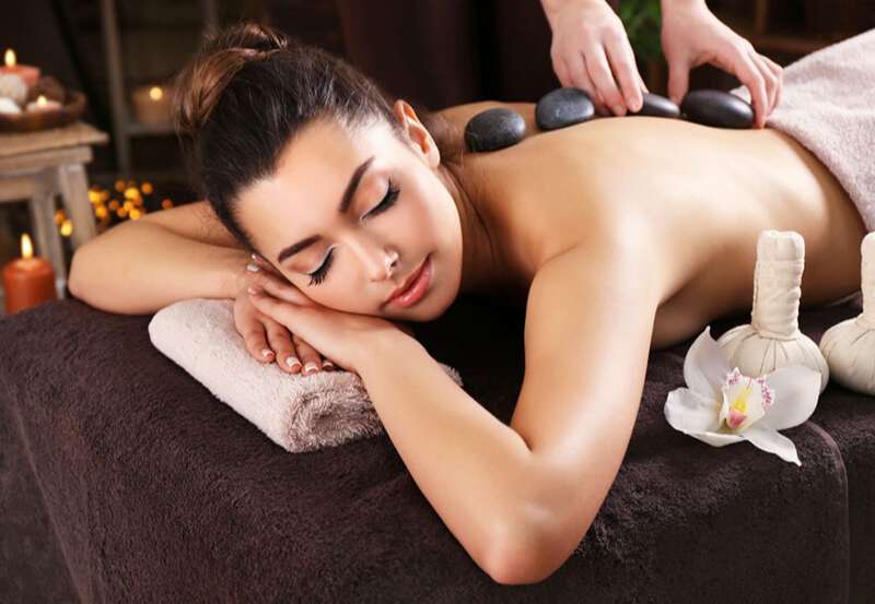 The Downsides of Hot Stone Massage That You Might Not Know